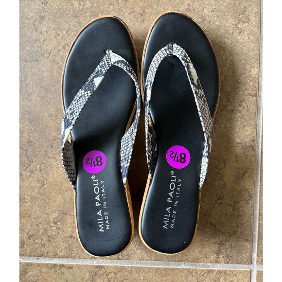 MILA PAOLI SNAKE PRINT SANDLE WEDGES SIZE 8.5 NEW - Picture 1 of 4
